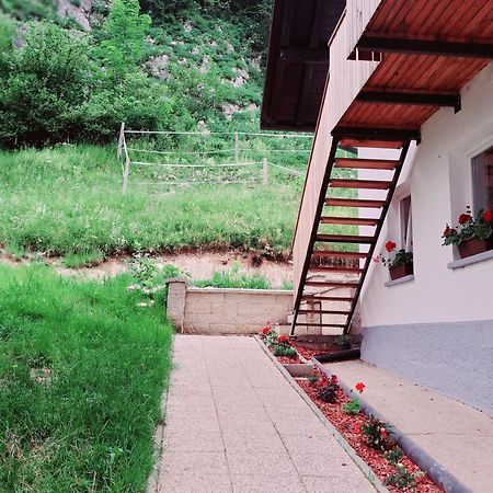 Tourist Farm Pr' Maretc Lägenhet Bohinjska Bistrica Exteriör bild