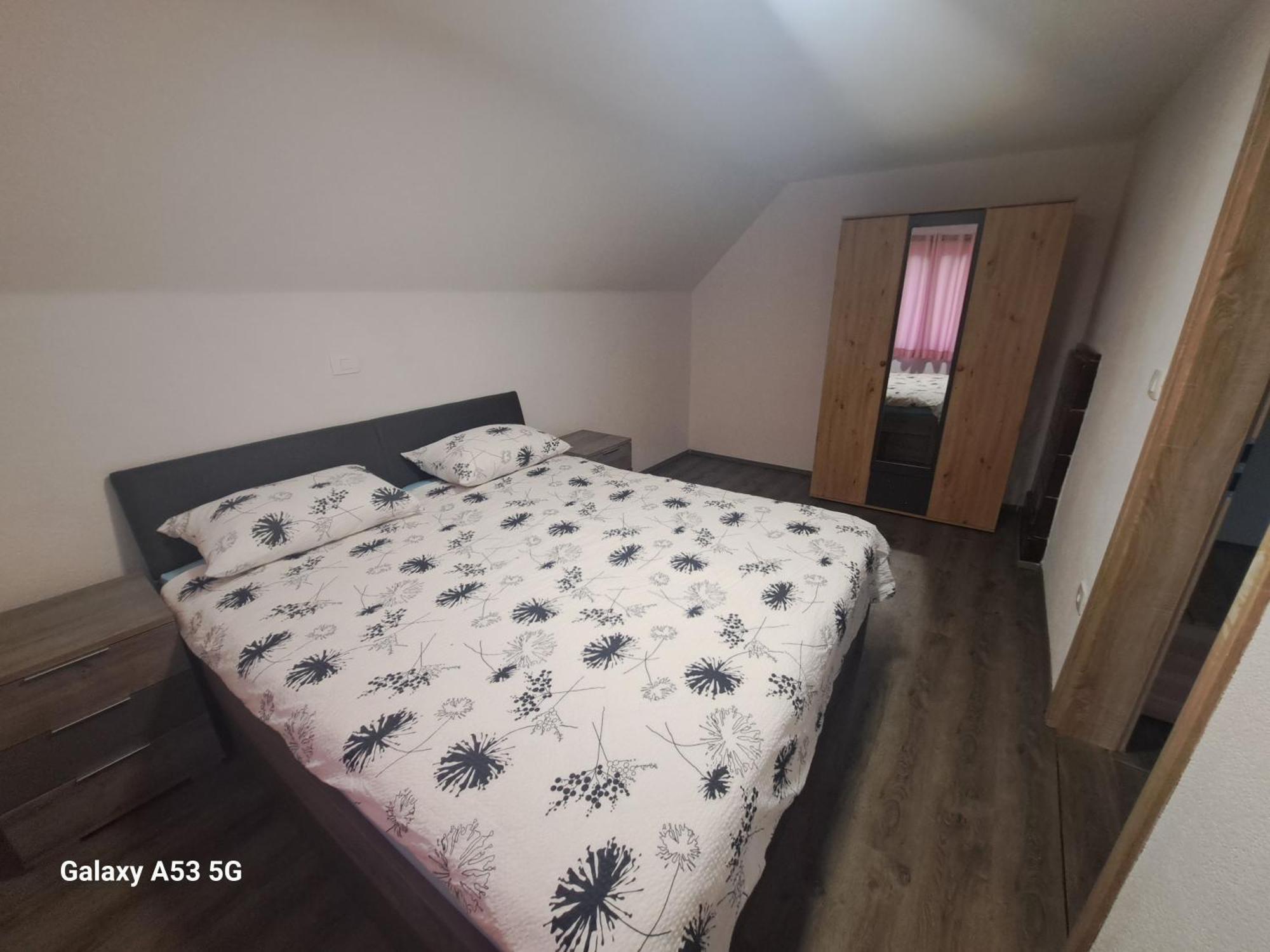 Tourist Farm Pr' Maretc Lägenhet Bohinjska Bistrica Exteriör bild
