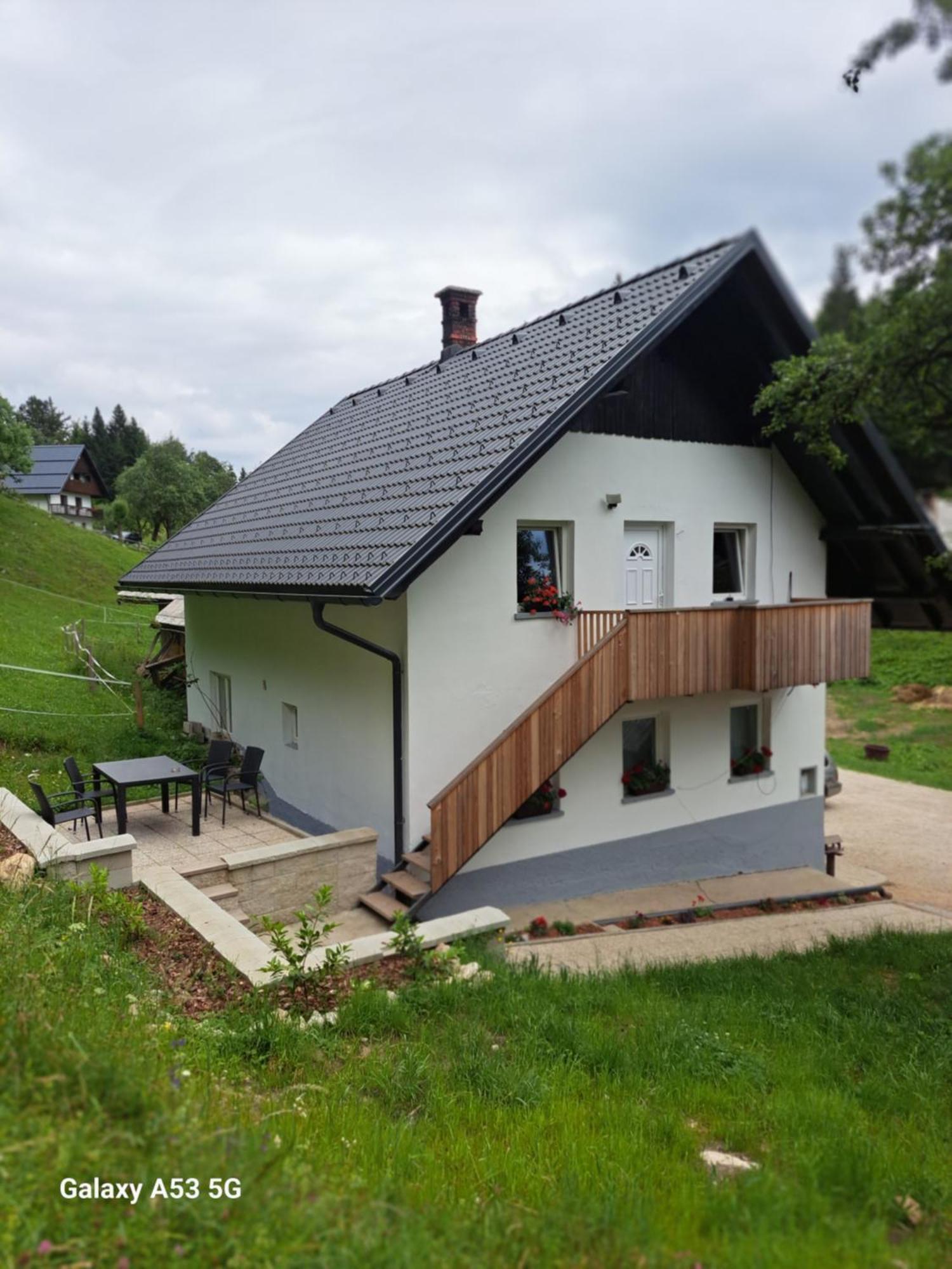 Tourist Farm Pr' Maretc Lägenhet Bohinjska Bistrica Exteriör bild